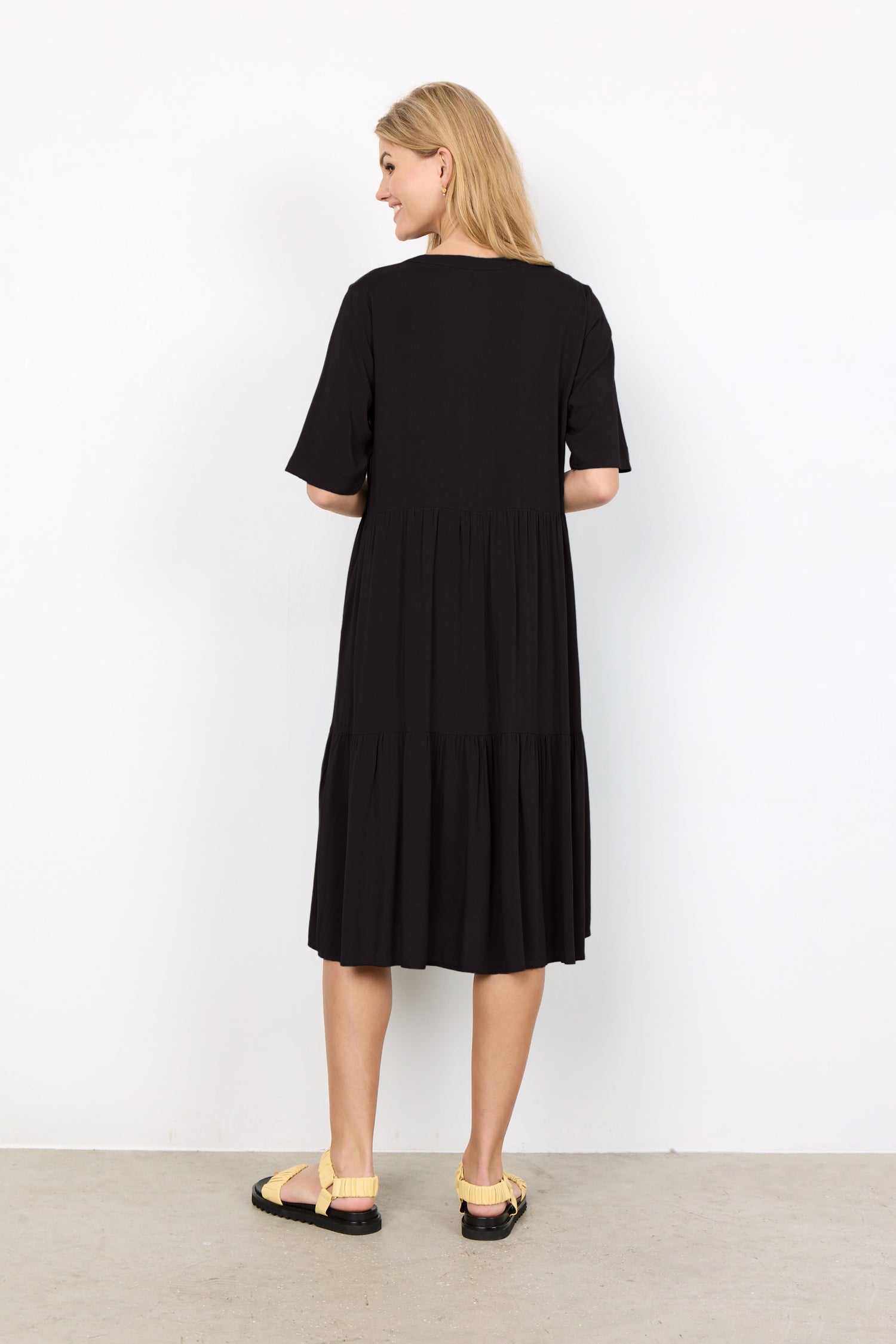 Radia Black Dress