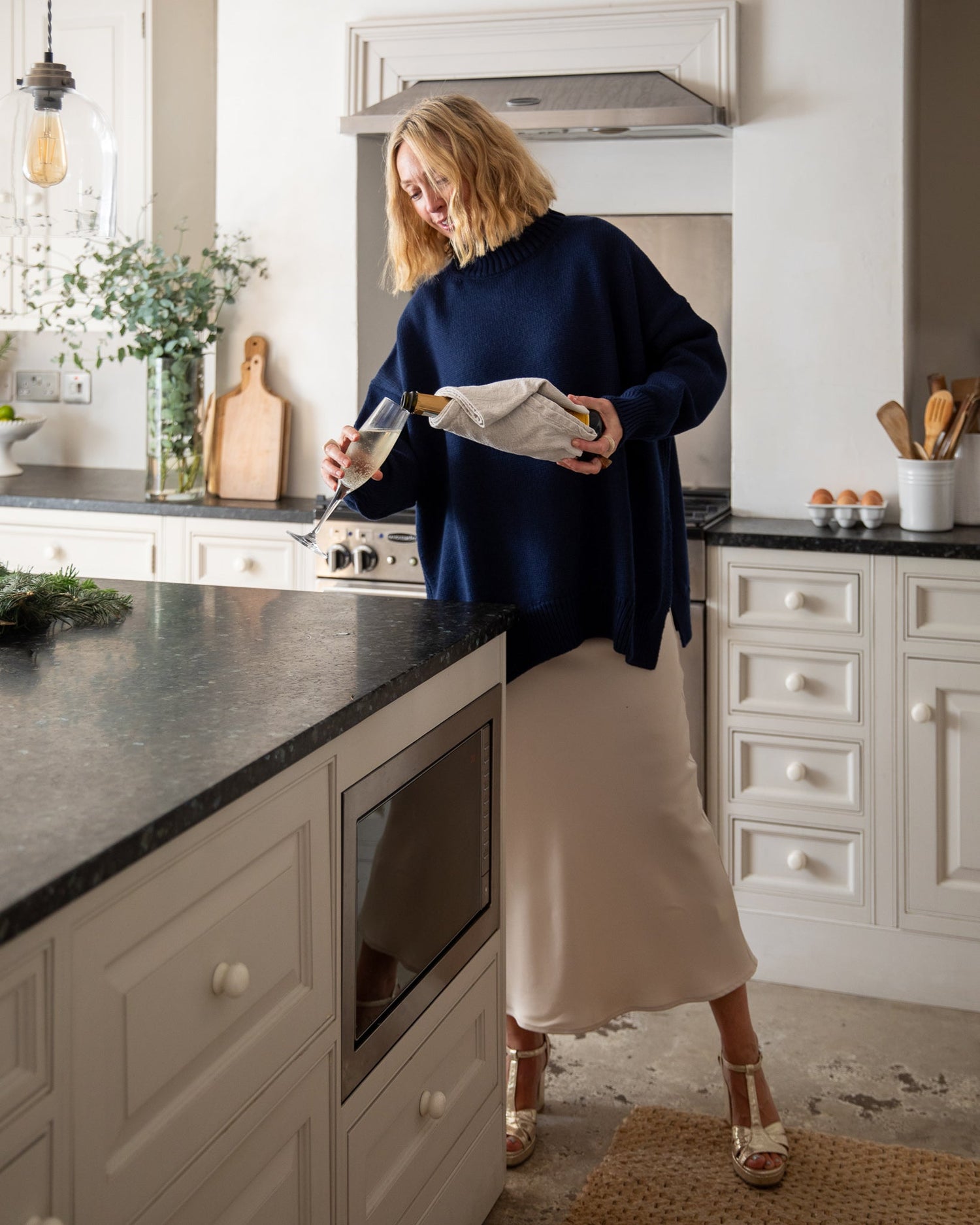 Maeve Skirt in Champagne