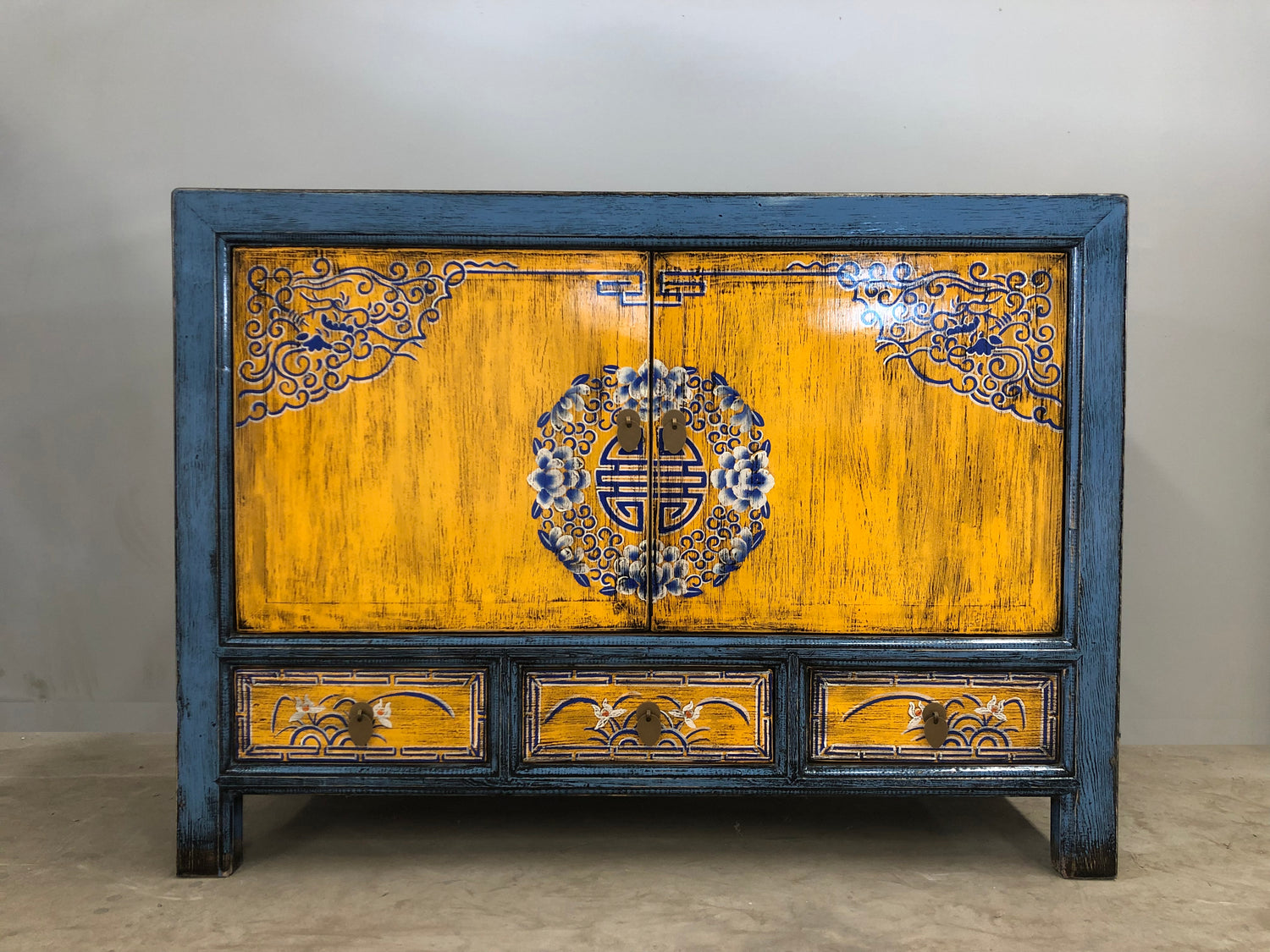Ornate Lacquered Yellow Sideboard
