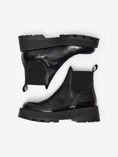 Cora Chelsea Patent Boots